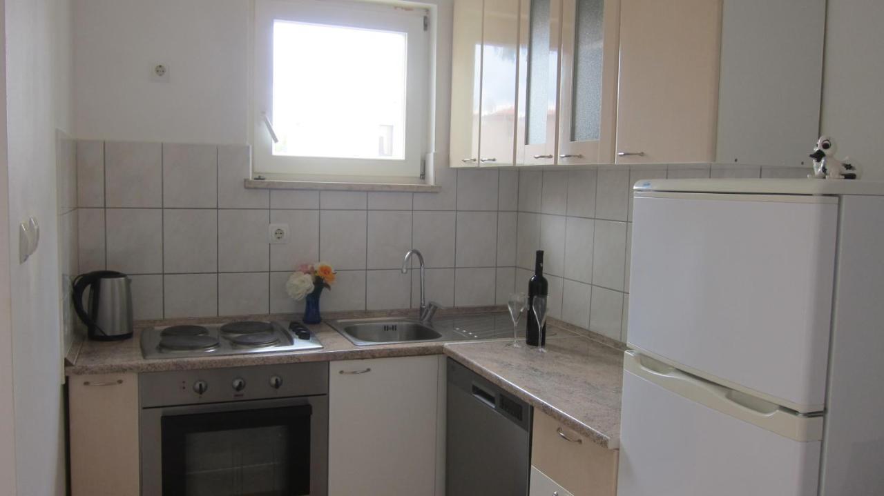 Apartment Marina Srima Bagian luar foto